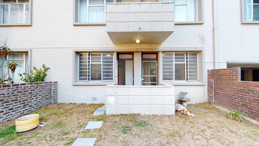 2 Bedroom Property for Sale in Summerstrand Eastern Cape